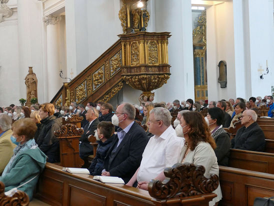 Diakonenweihe im Fuldaer Dom (Foto: Karl-Franz Thiede)